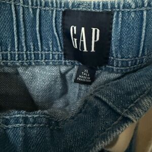 GAP Women's Relaxed Blue Jeans